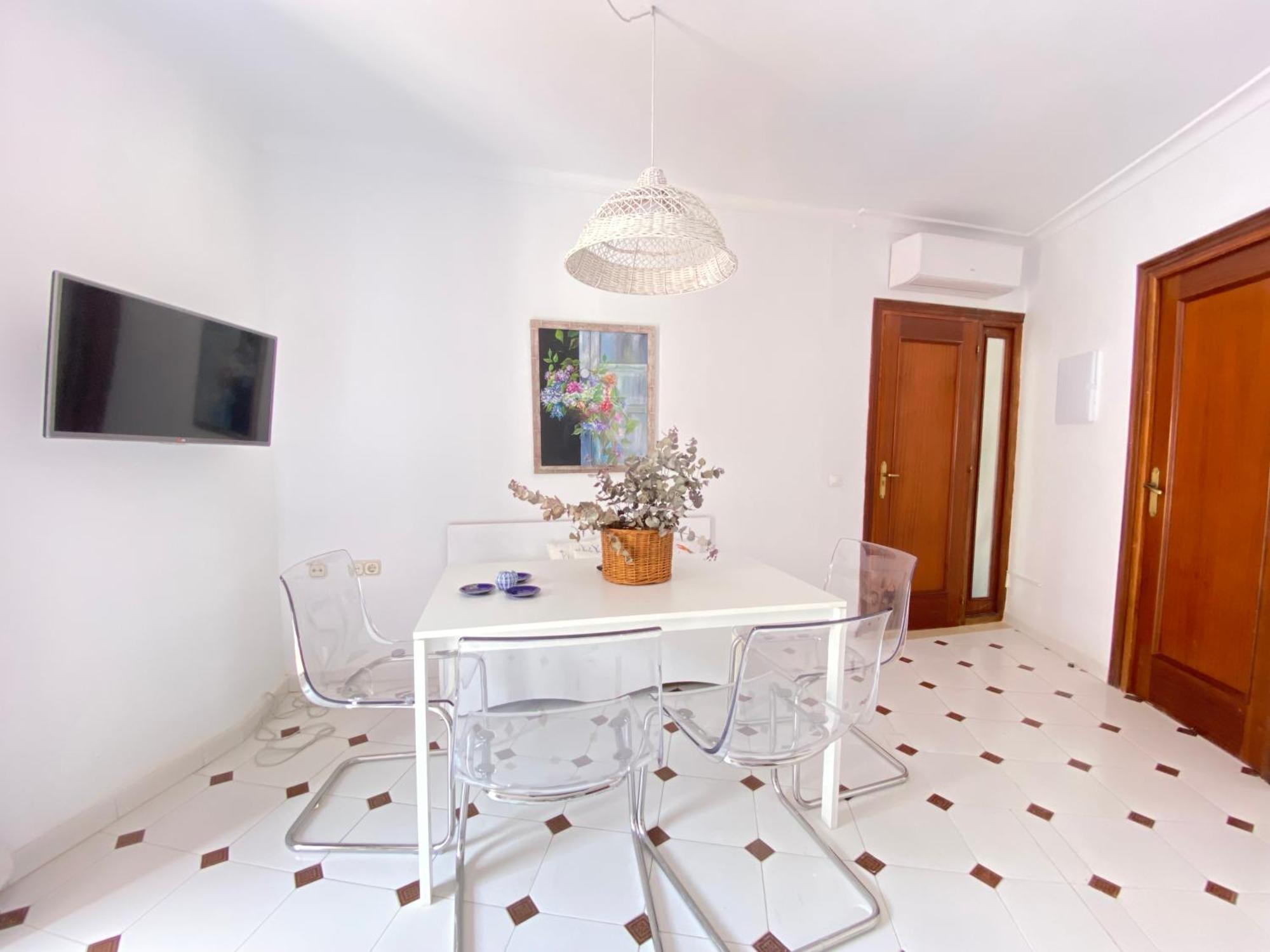Casa Miguel - 3 Beautiful Apartments Availabe Sayalonga Bagian luar foto