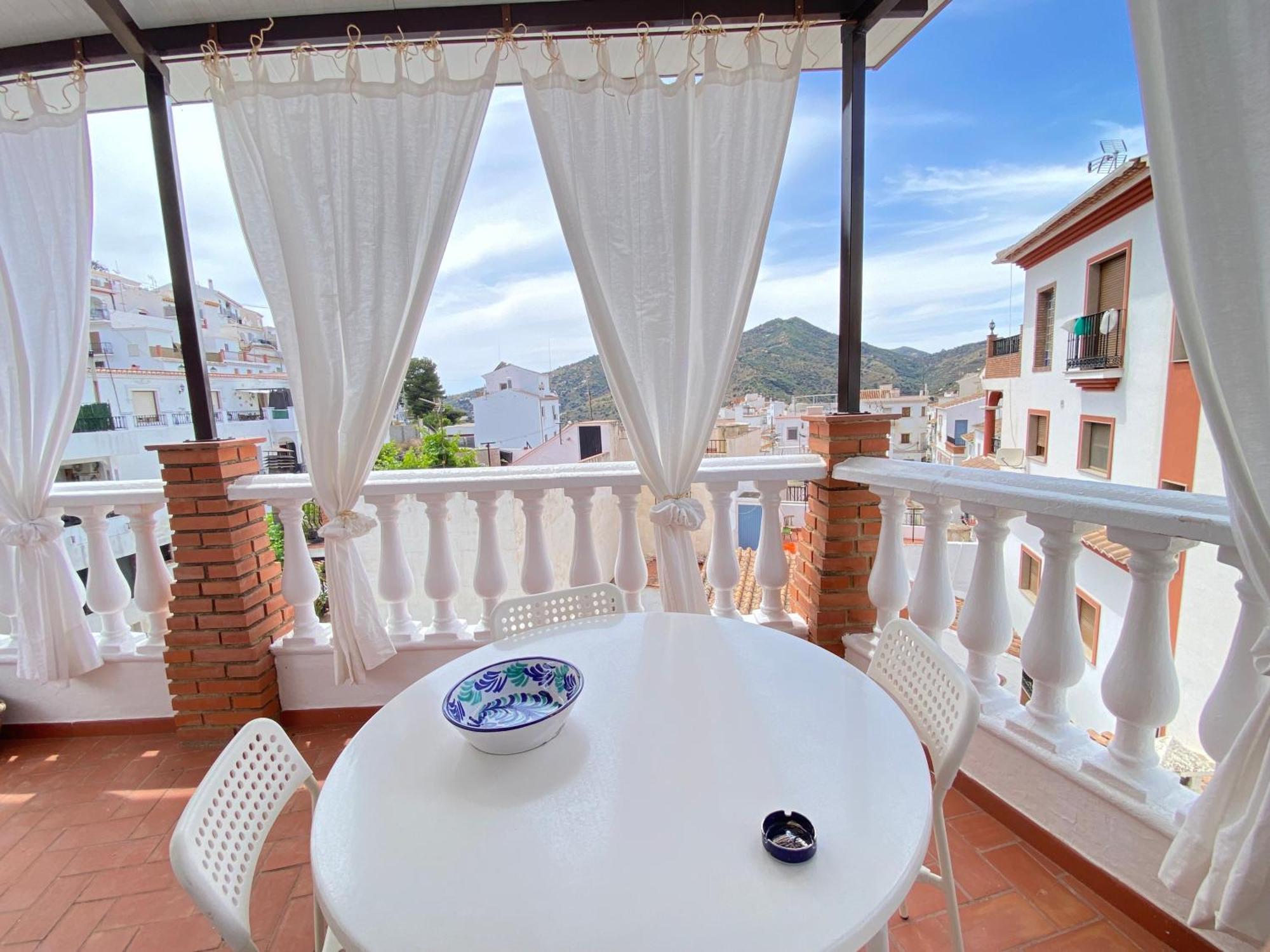 Casa Miguel - 3 Beautiful Apartments Availabe Sayalonga Bagian luar foto